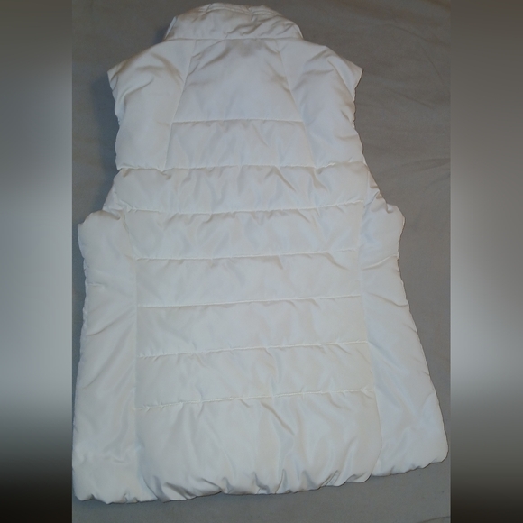 NWOT Calvin Klein Performance Women's White Quilted Vest - Picture 2 of 6